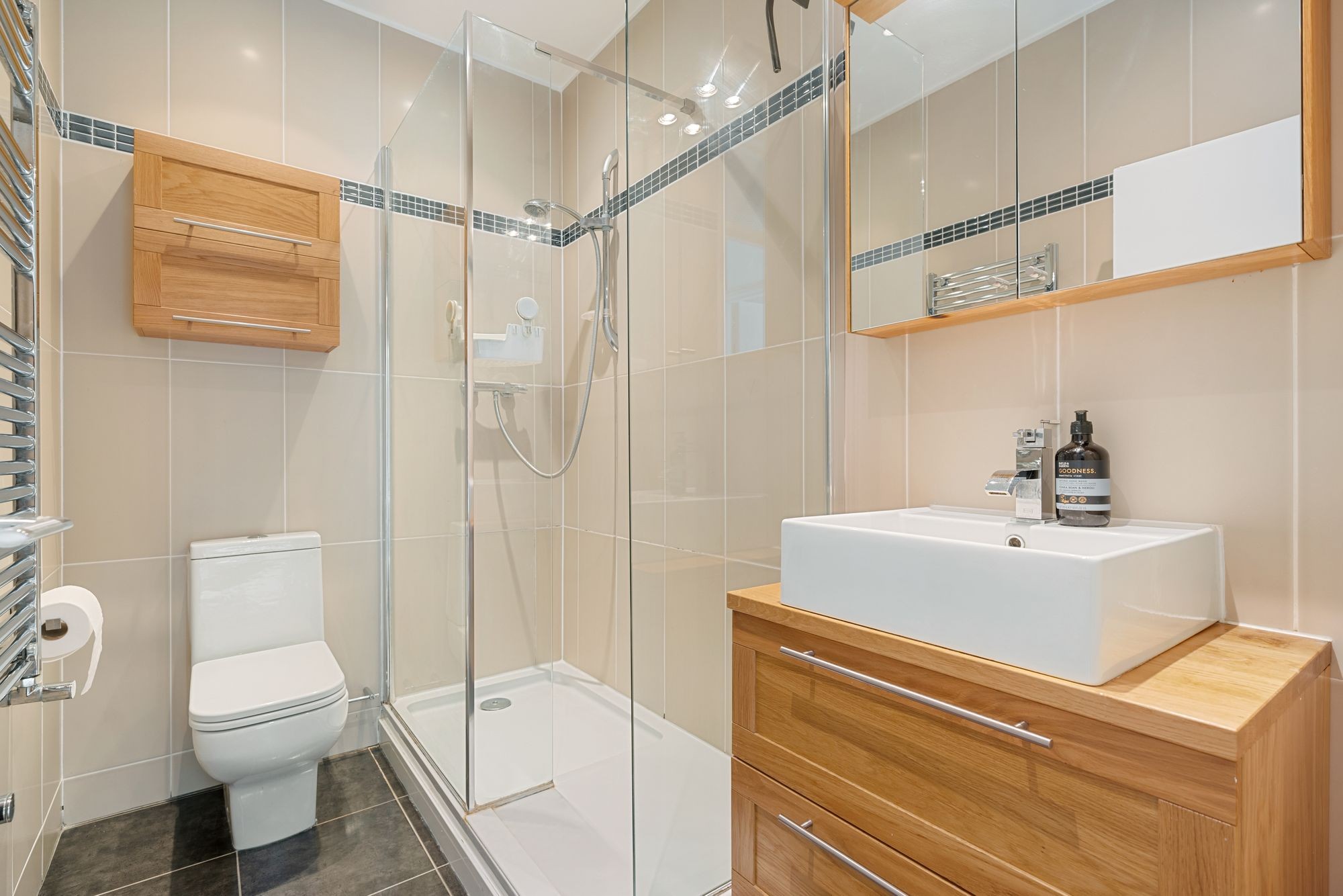 Images for Haslemere Road, London, N21 EAID:2092695728 BID:d78cdad6-8851-45ca-b966-38a91e6bb6bf