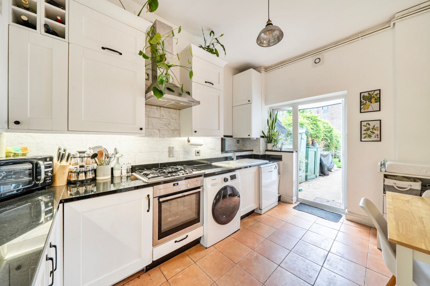 Images for Arthur Road, London, N7 EAID:2092695728 BID:a6721746-bd1f-4561-86df-c186f35b52e2