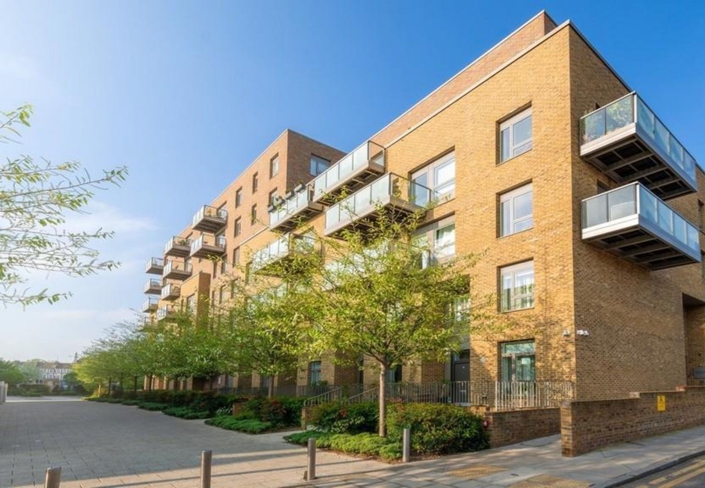 Images for Miles Road, Matcham Court Miles Road, N8 EAID:2092695728 BID:d78cdad6-8851-45ca-b966-38a91e6bb6bf