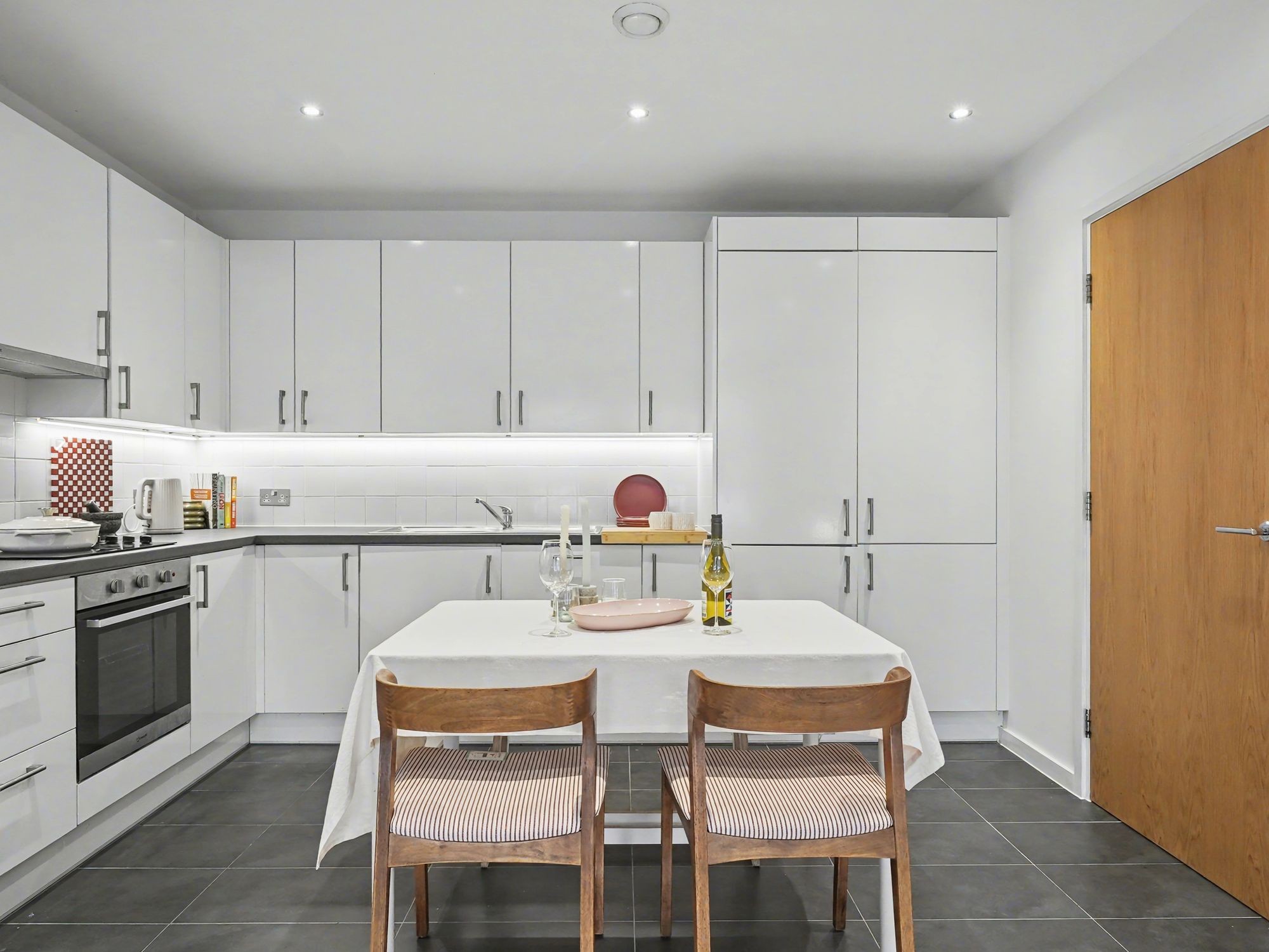 Images for Miles Road, Matcham Court Miles Road, N8 EAID:2092695728 BID:d78cdad6-8851-45ca-b966-38a91e6bb6bf