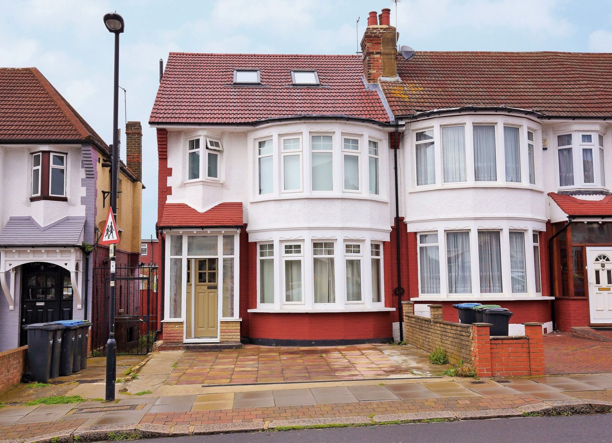 Images for Grenoble Gardens, London, N13 EAID:2092695728 BID:d78cdad6-8851-45ca-b966-38a91e6bb6bf