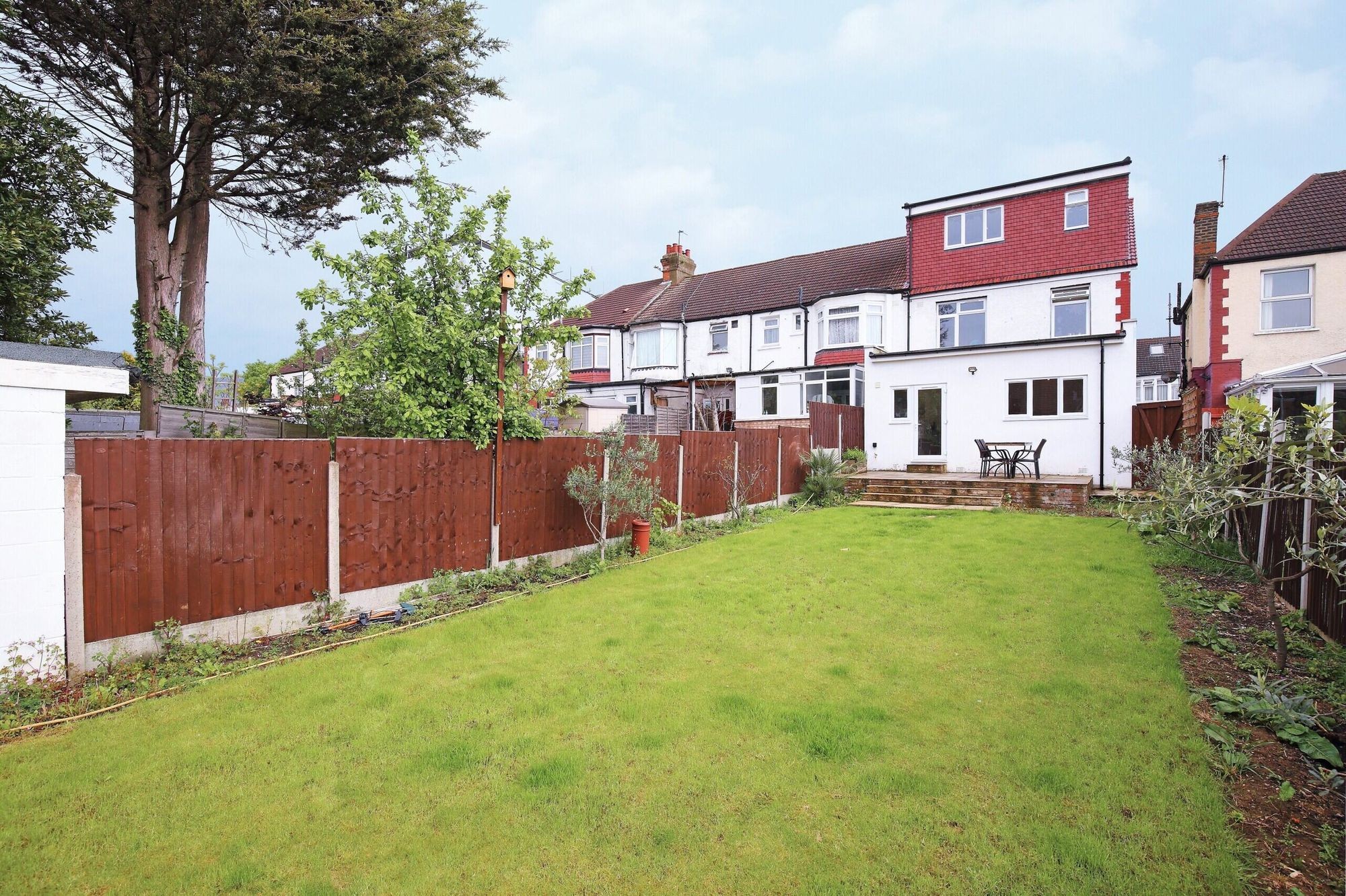 Images for Grenoble Gardens, London, N13 EAID:2092695728 BID:d78cdad6-8851-45ca-b966-38a91e6bb6bf
