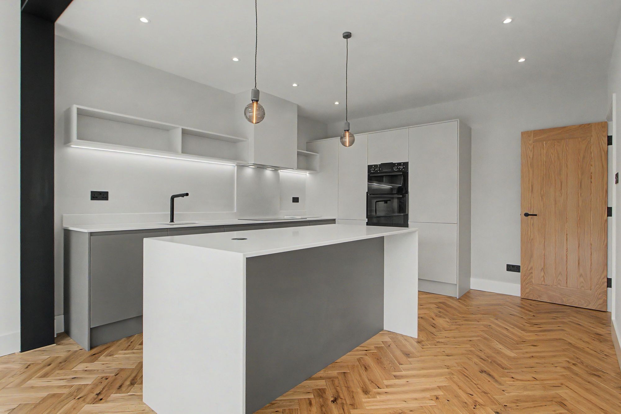 Images for Grenoble Gardens, London, N13 EAID:2092695728 BID:d78cdad6-8851-45ca-b966-38a91e6bb6bf