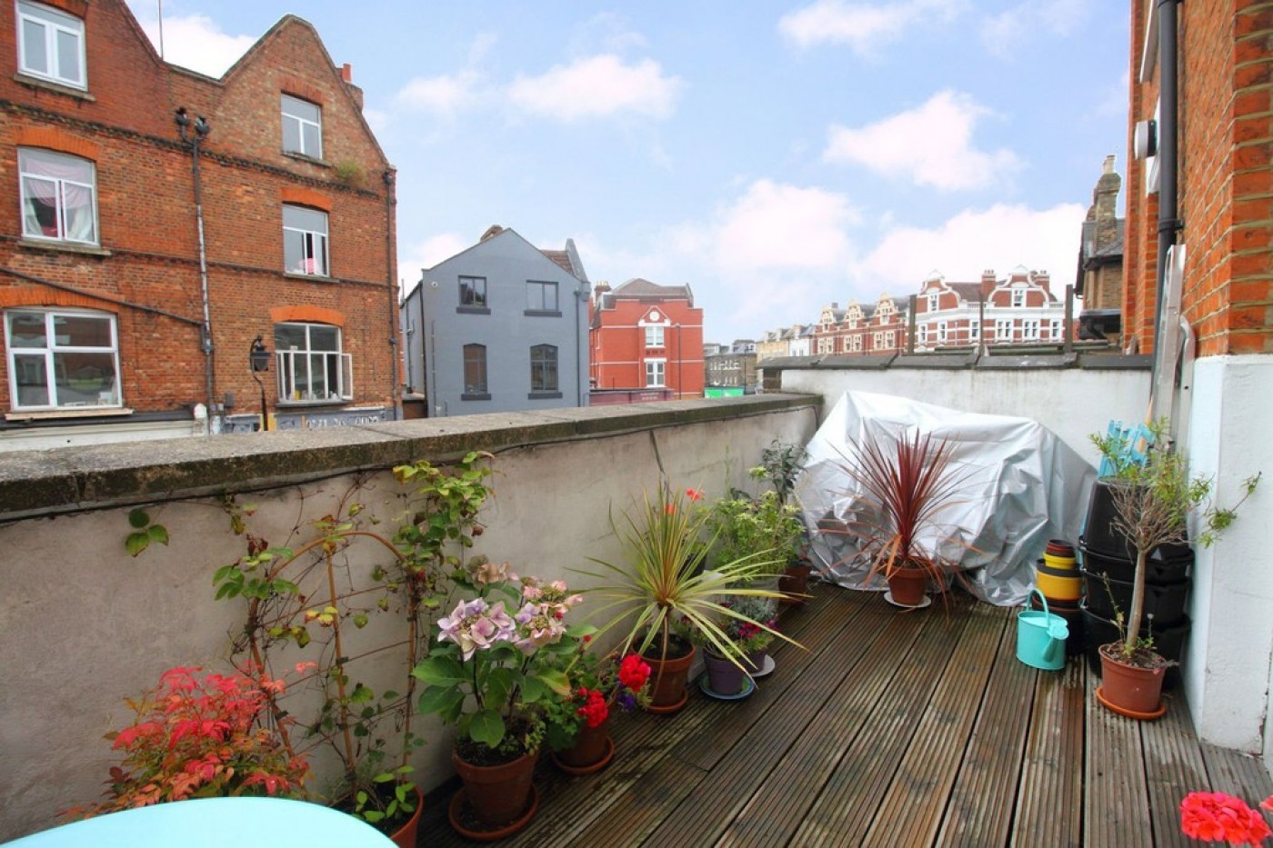 Mount Pleasant Crescent N4 4HR David Andrew