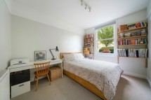 Images for Victoria Terrace N4 4DA