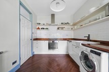 Images for Charteris Road N4 3AB