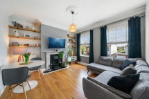 Images for Stanley Road E18 2NS