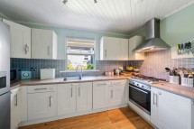 Images for Stanley Road E18 2NS