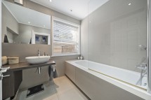 Images for St. Thomas's Road, N4 2QH