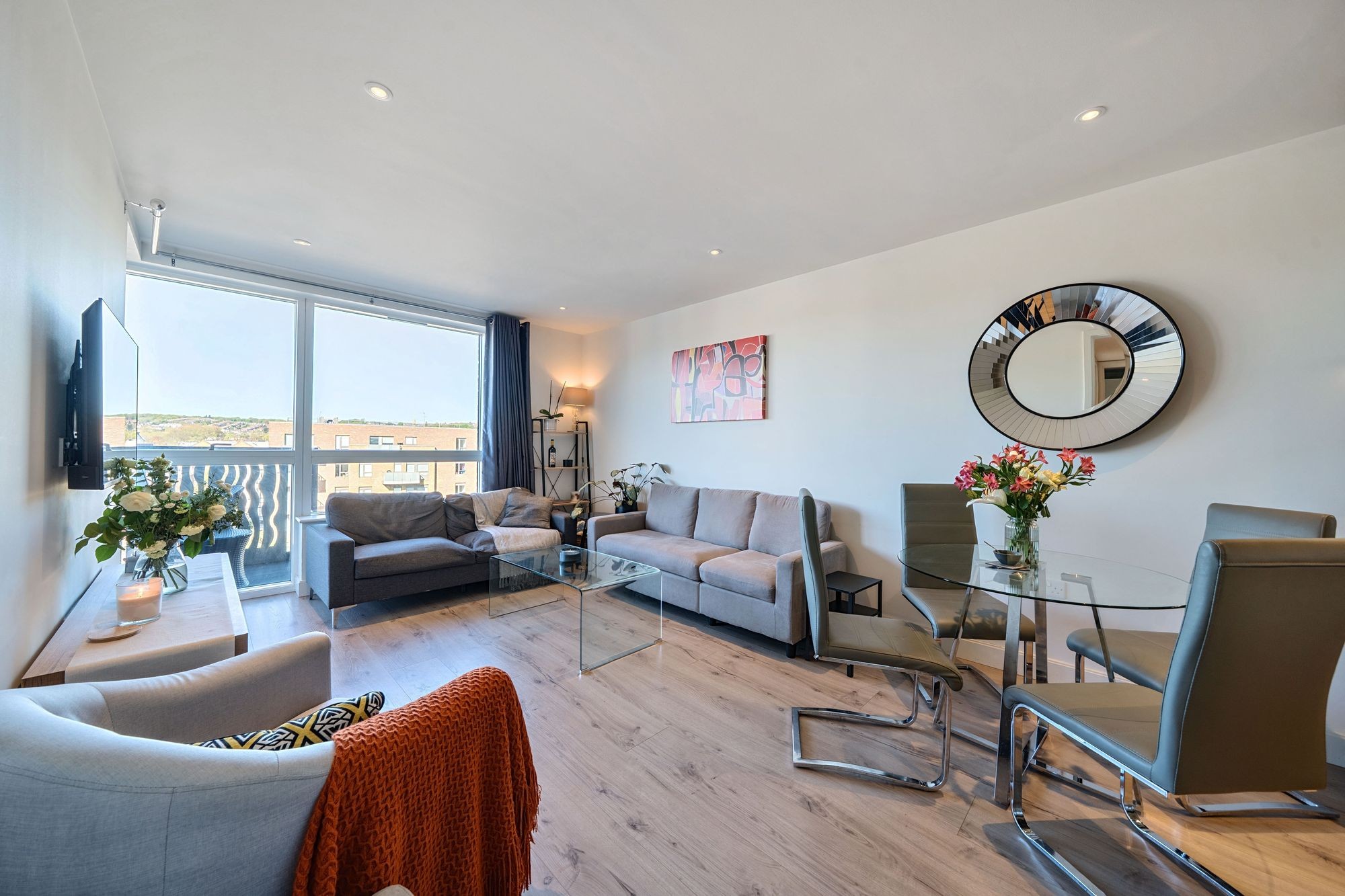 Images for High Street, Compass Court High Street, N8 EAID:2092695728 BID:a6721746-bd1f-4561-86df-c186f35b52e2