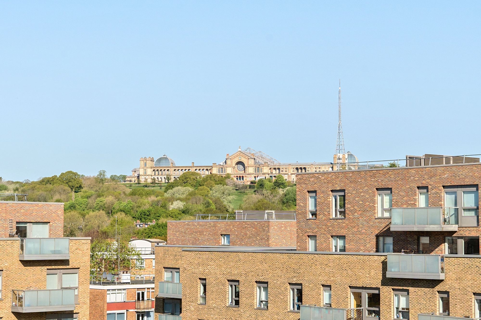 Images for High Street, Compass Court High Street, N8 EAID:2092695728 BID:a6721746-bd1f-4561-86df-c186f35b52e2