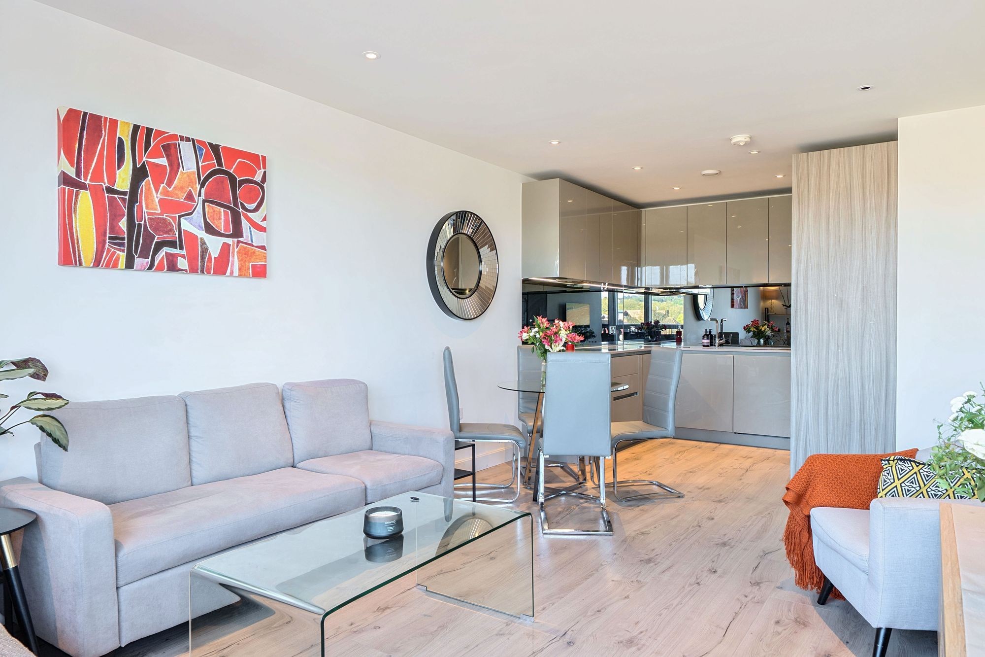 Images for High Street, Compass Court High Street, N8 EAID:2092695728 BID:a6721746-bd1f-4561-86df-c186f35b52e2