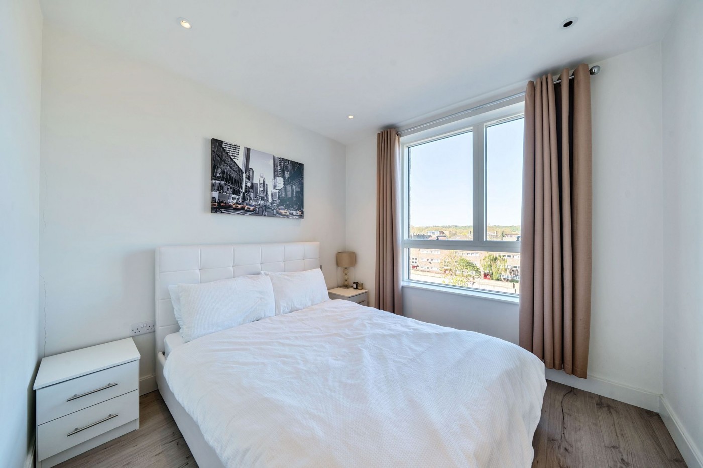 Images for High Street, Compass Court High Street, N8 EAID:2092695728 BID:a6721746-bd1f-4561-86df-c186f35b52e2