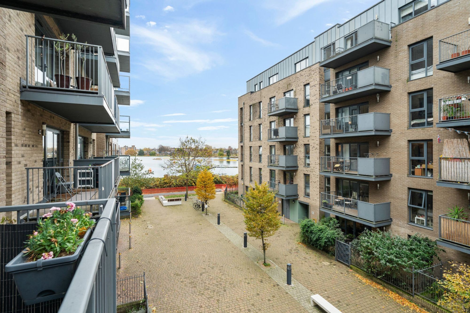 Images for Green Lanes Walk, Hythe House, N4 EAID:2092695728 BID:03b1b085-2c4d-4c75-8eea-20939b8639ac