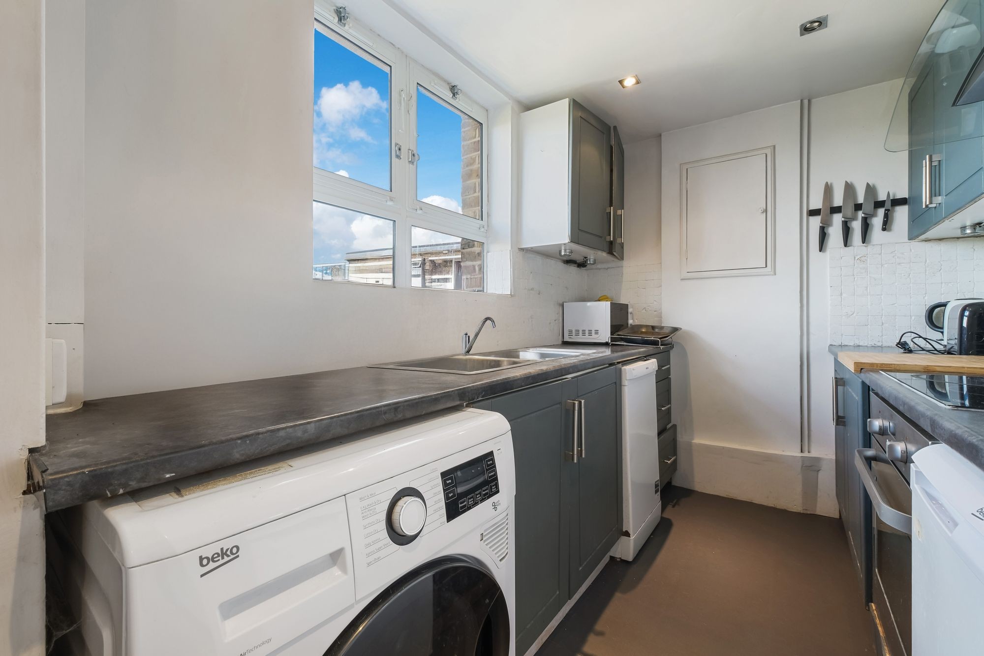 Images for Highbury Hill, Tawney Court Highbury Hill, N5 EAID:2092695728 BID:03b1b085-2c4d-4c75-8eea-20939b8639ac