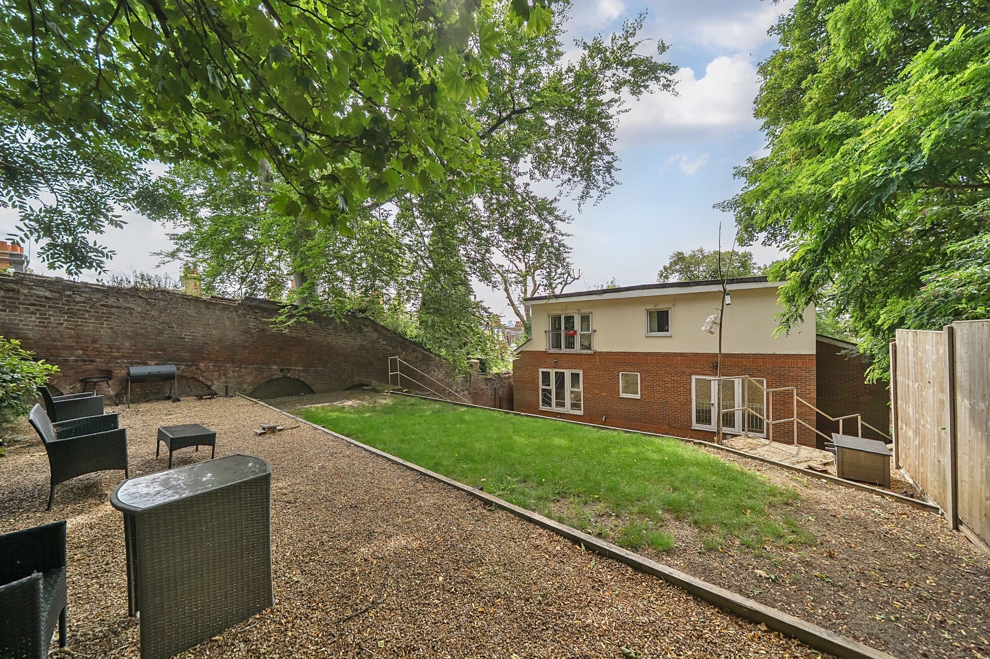 Archway Road, London, N19