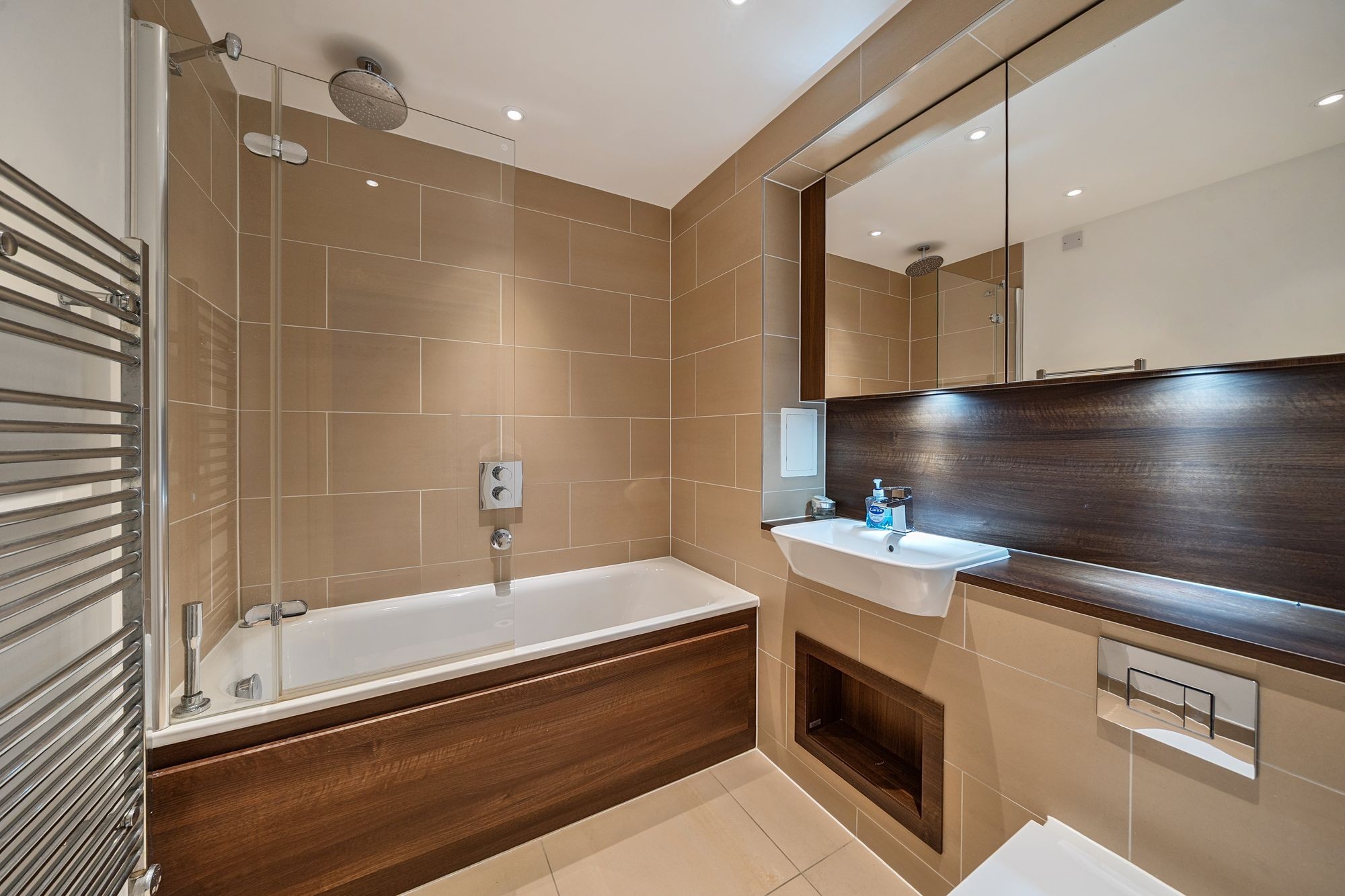 Images for Queensland Road, London, N7 EAID:2092695728 BID:a6721746-bd1f-4561-86df-c186f35b52e2