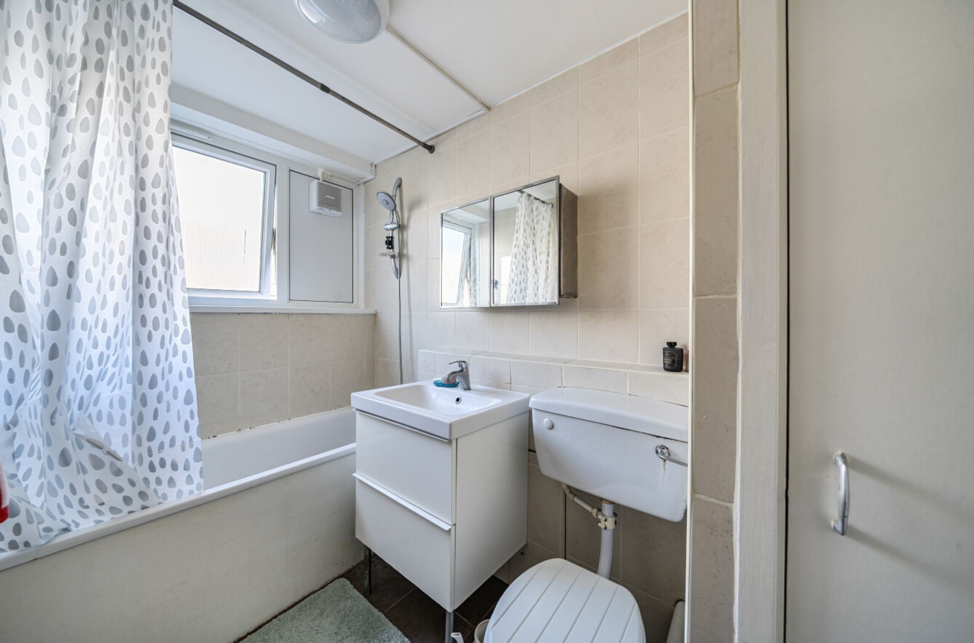 Images for Marlborough Road, Blenheim Court Marlborough Road, N19 EAID:2092695728 BID:a6721746-bd1f-4561-86df-c186f35b52e2