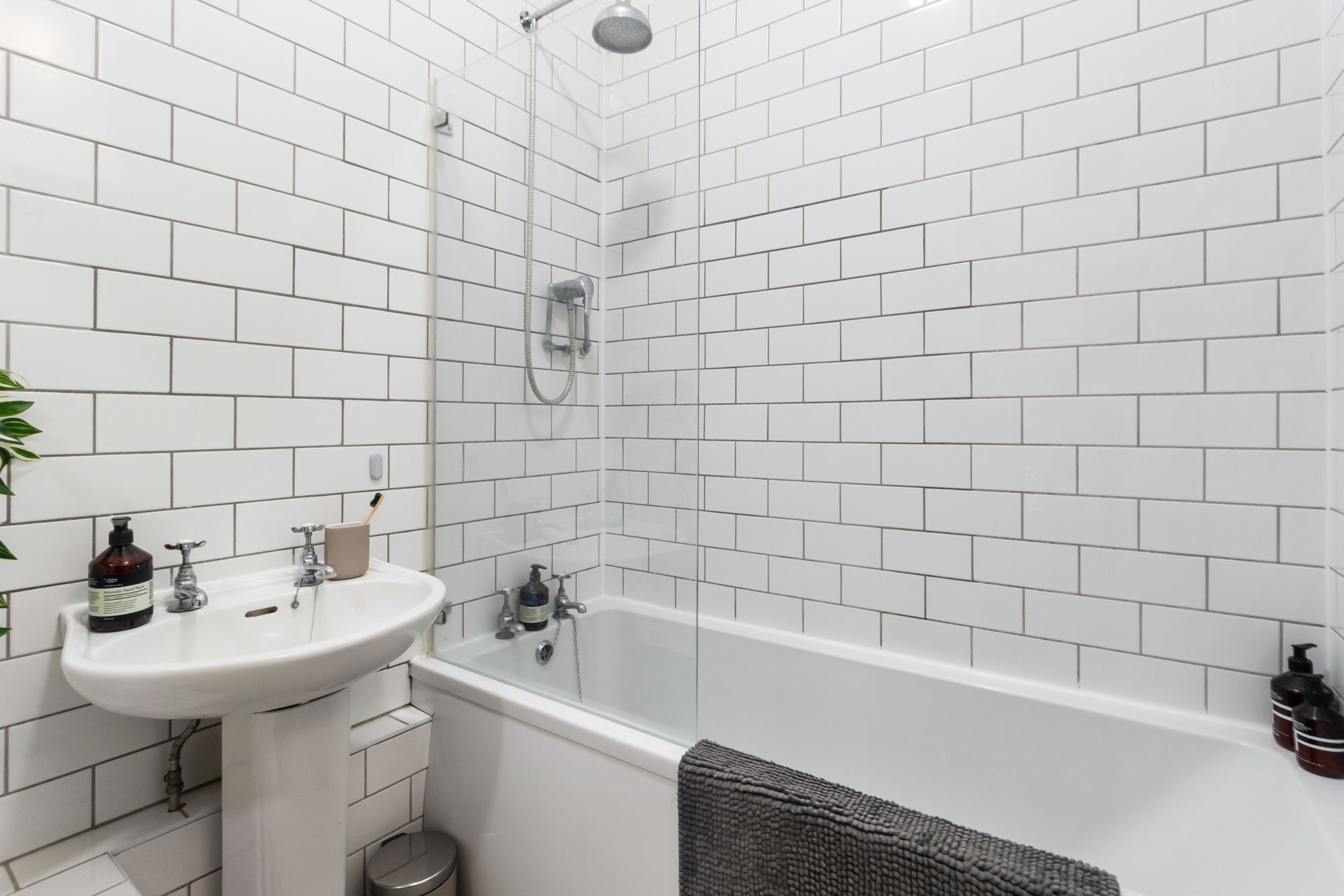 Images for Charteris Road, London, N4 EAID:2092695728 BID:d78cdad6-8851-45ca-b966-38a91e6bb6bf