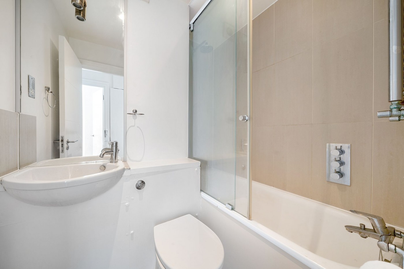 Images for Cornwallis Road, London, N19 EAID:2092695728 BID:a6721746-bd1f-4561-86df-c186f35b52e2