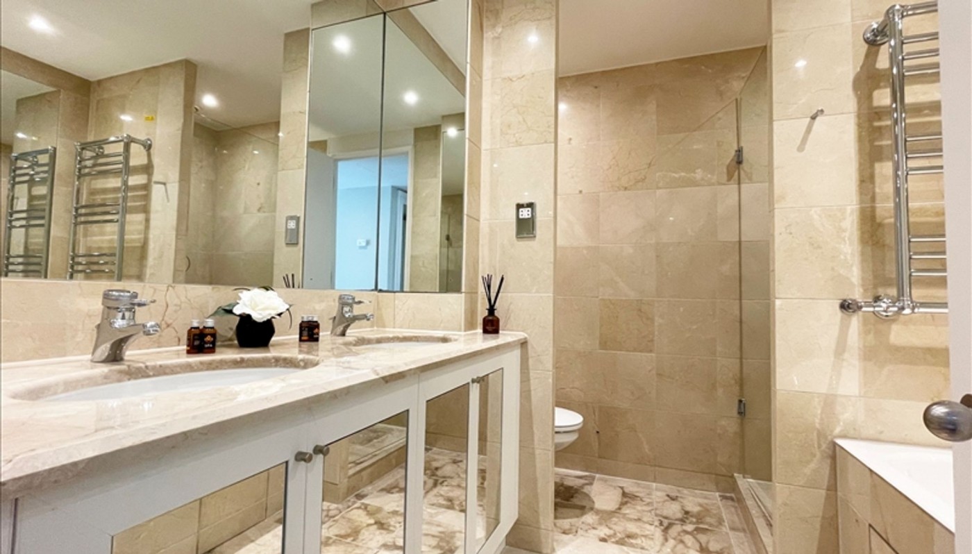 Images for Westferry Circus, London, E14 EAID:2092695728 BID:03b1b085-2c4d-4c75-8eea-20939b8639ac