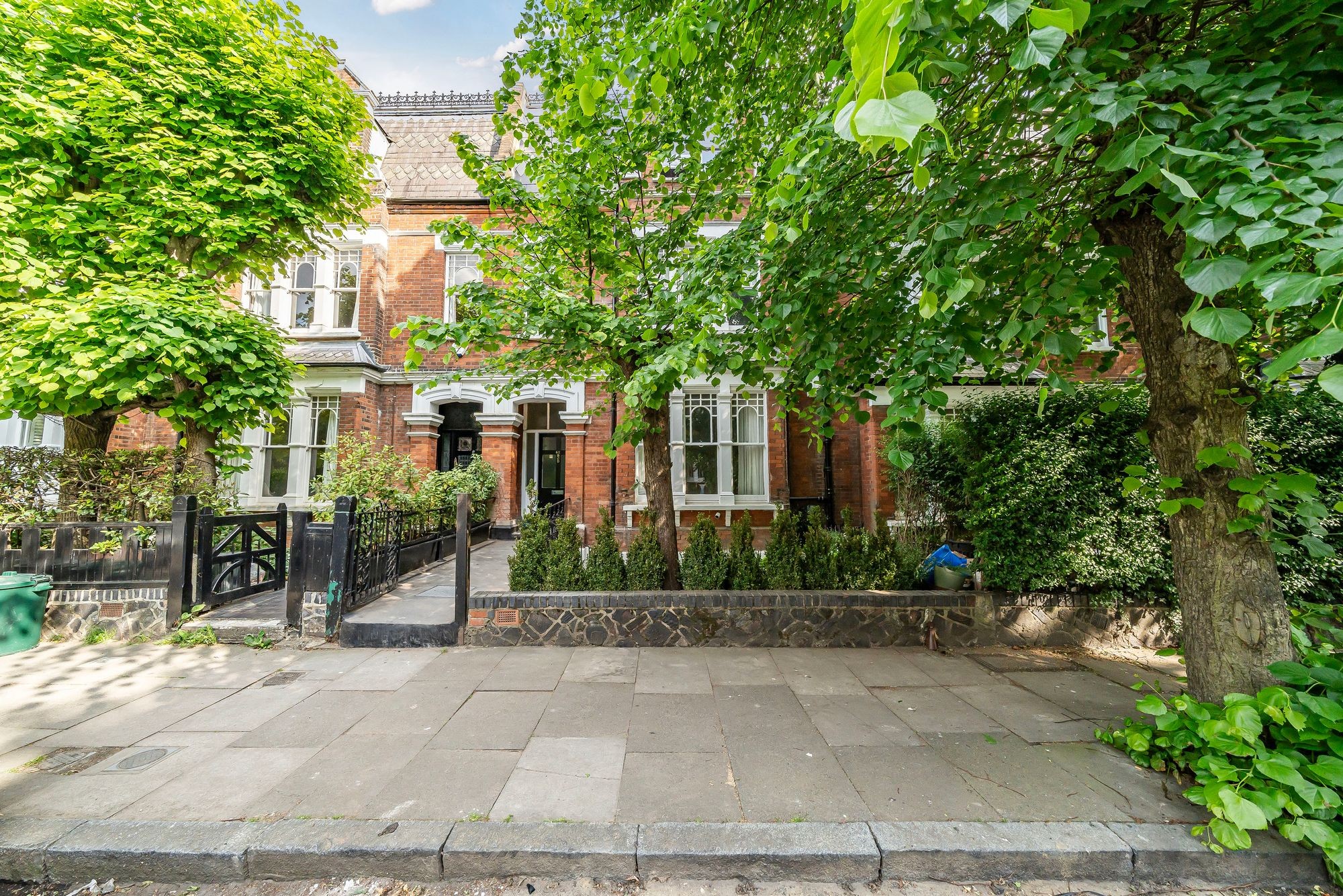 Images for Whitehall Park, London, N19 EAID:2092695728 BID:a6721746-bd1f-4561-86df-c186f35b52e2