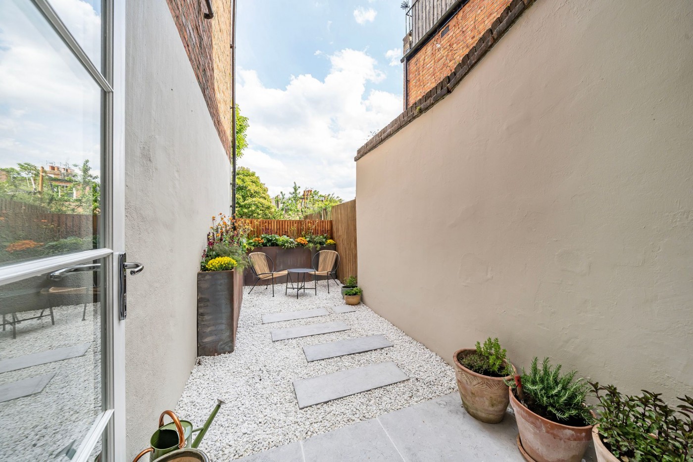 Images for Whitehall Park, London, N19 EAID:2092695728 BID:a6721746-bd1f-4561-86df-c186f35b52e2