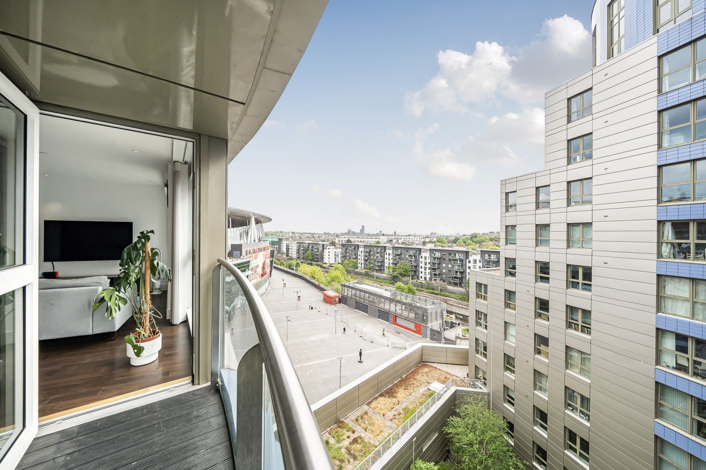 Images for Queensland Road, London, N7 EAID:2092695728 BID:a6721746-bd1f-4561-86df-c186f35b52e2