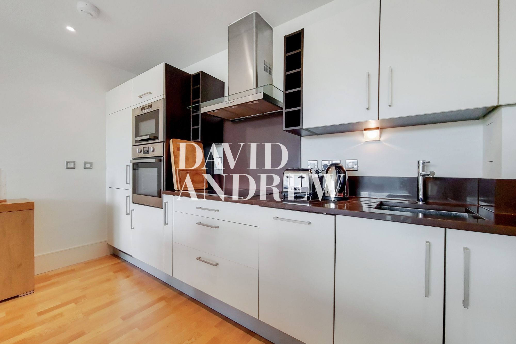 Images for Highbury Stadium Square, London, N5 EAID:2092695728 BID:03b1b085-2c4d-4c75-8eea-20939b8639ac