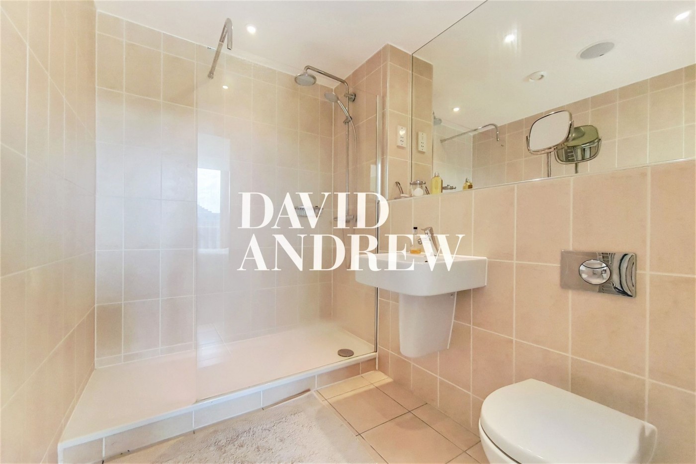 Images for Highbury Stadium Square, London, N5 EAID:2092695728 BID:03b1b085-2c4d-4c75-8eea-20939b8639ac