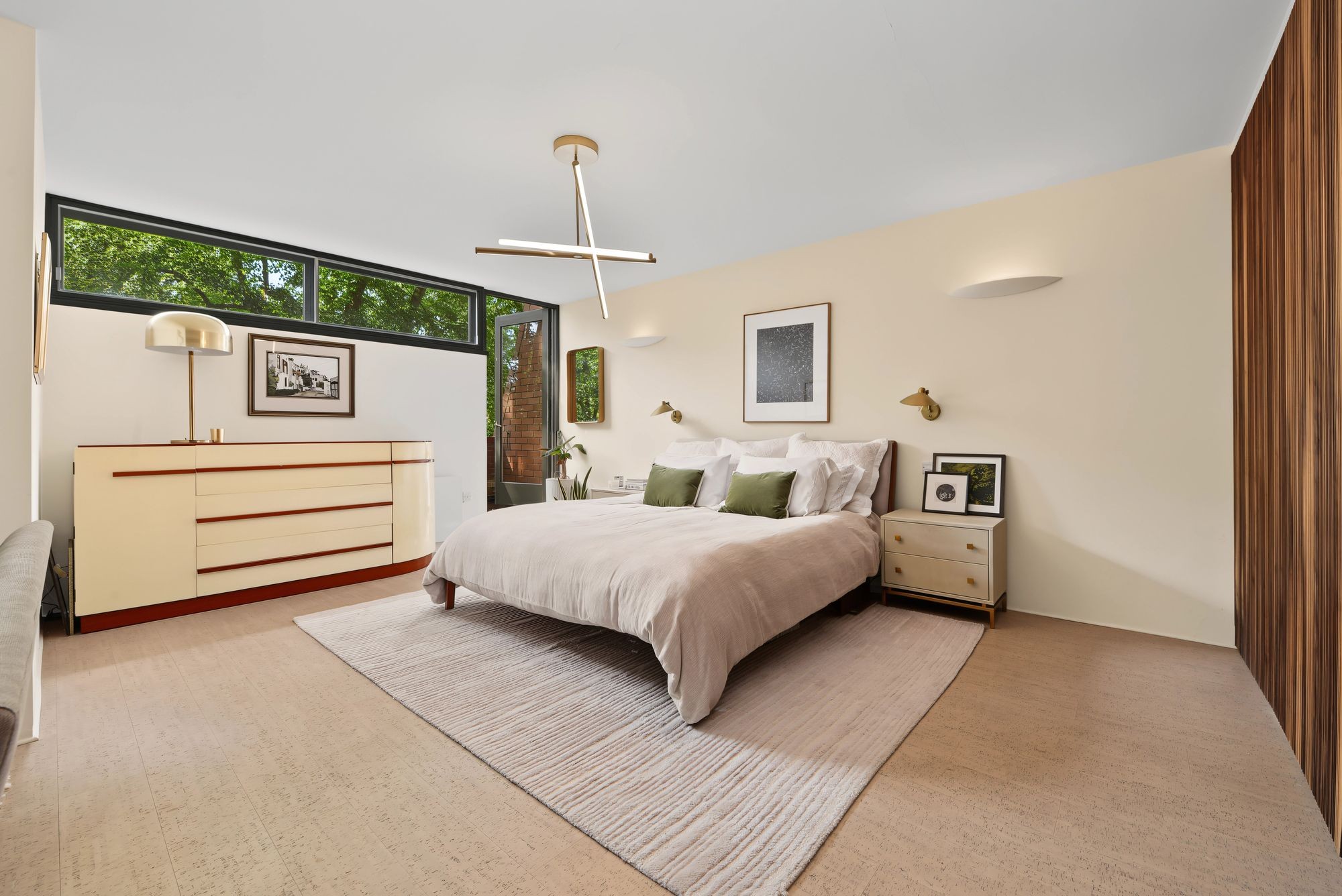 Images for Crescent Road, London, N8 EAID:2092695728 BID:d78cdad6-8851-45ca-b966-38a91e6bb6bf