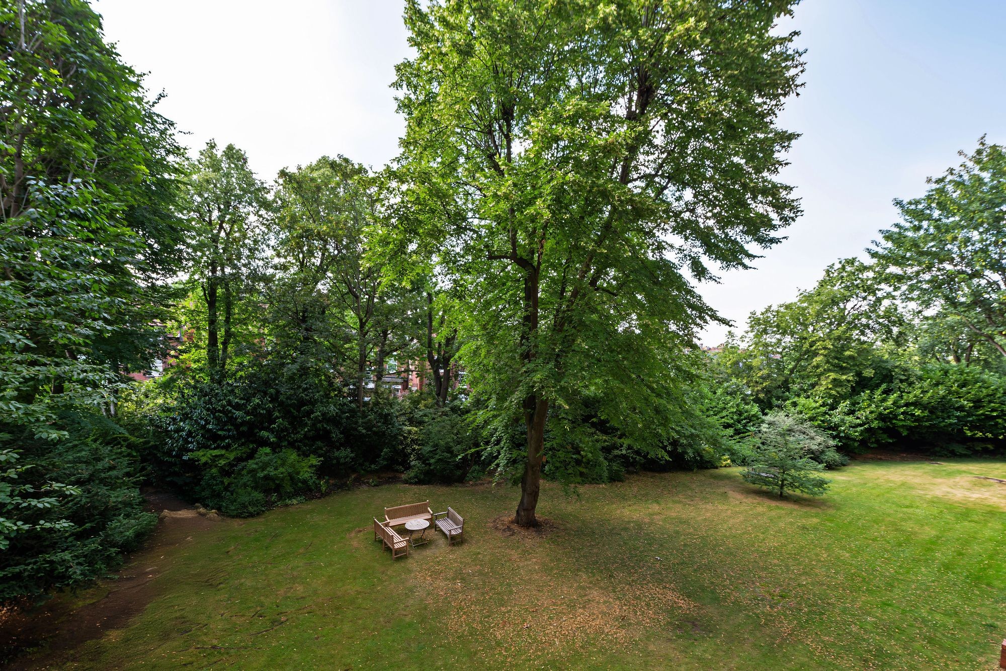 Images for Crescent Road, London, N8 EAID:2092695728 BID:d78cdad6-8851-45ca-b966-38a91e6bb6bf