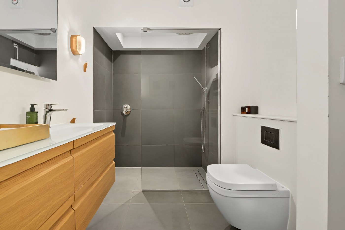 Images for Crescent Road, London, N8 EAID:2092695728 BID:d78cdad6-8851-45ca-b966-38a91e6bb6bf
