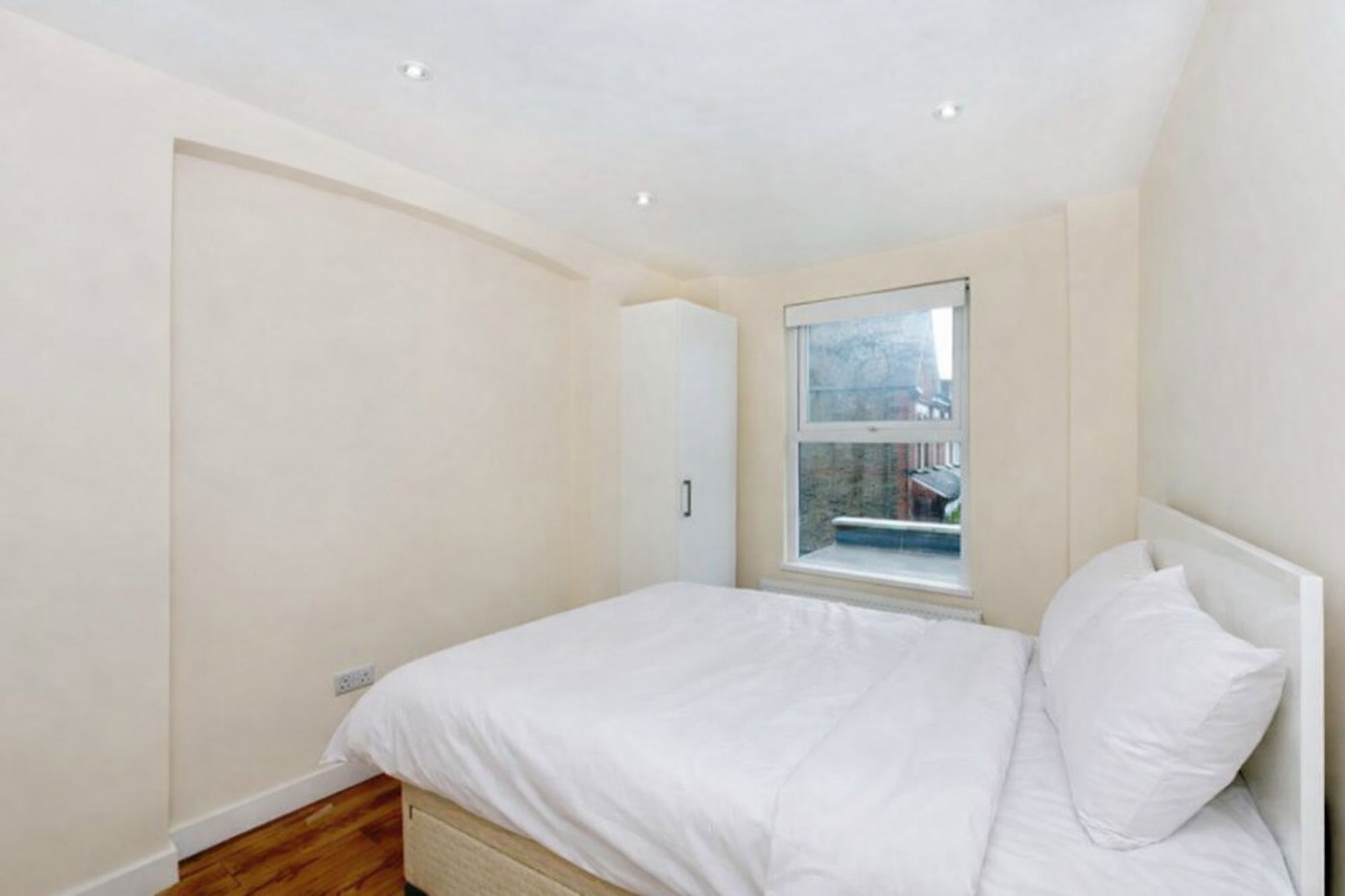 Images for Wightman Road, London, N4 EAID:2092695728 BID:d78cdad6-8851-45ca-b966-38a91e6bb6bf