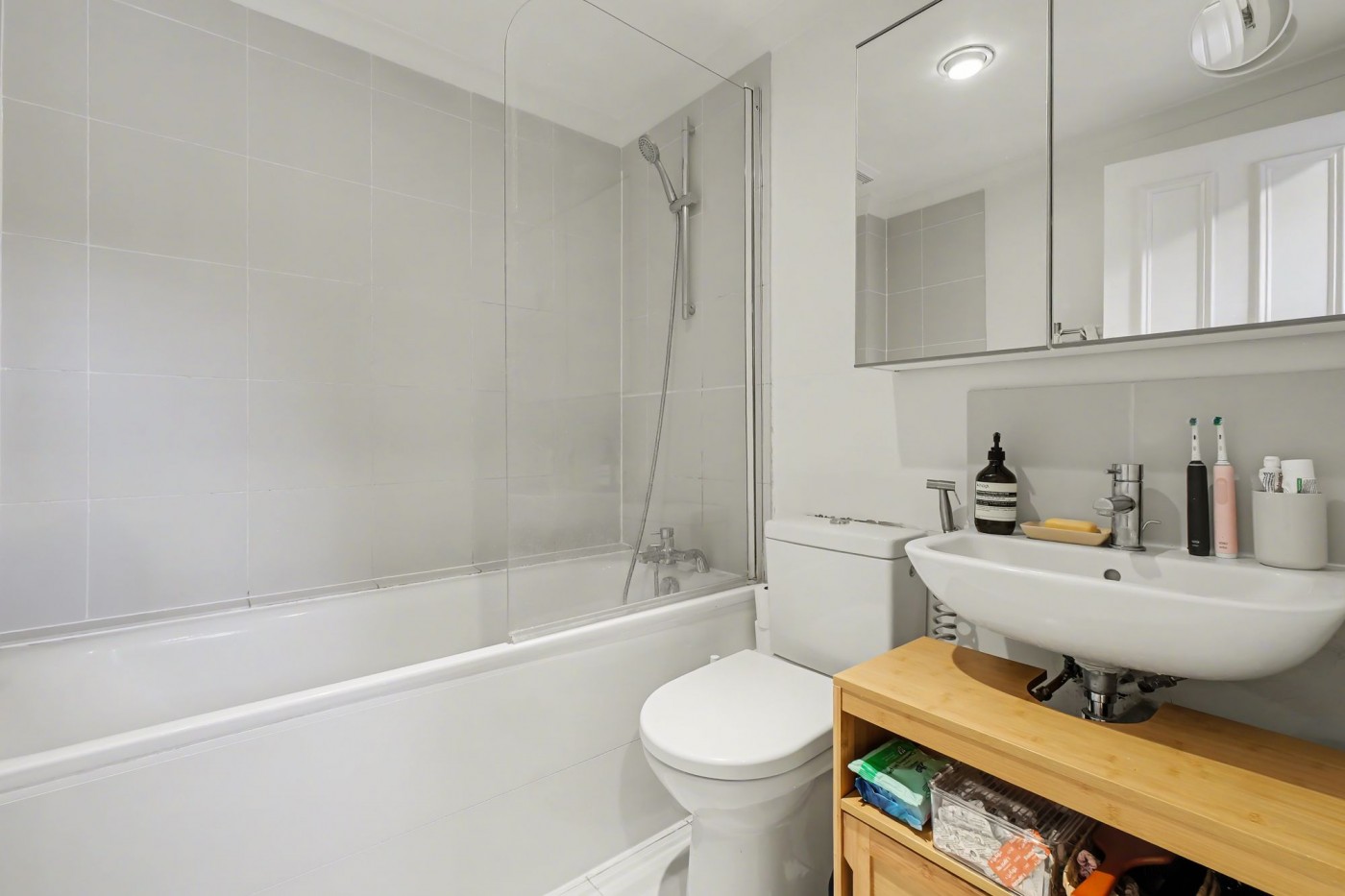 Images for St. Georges Avenue, London, N7 EAID:2092695728 BID:a6721746-bd1f-4561-86df-c186f35b52e2