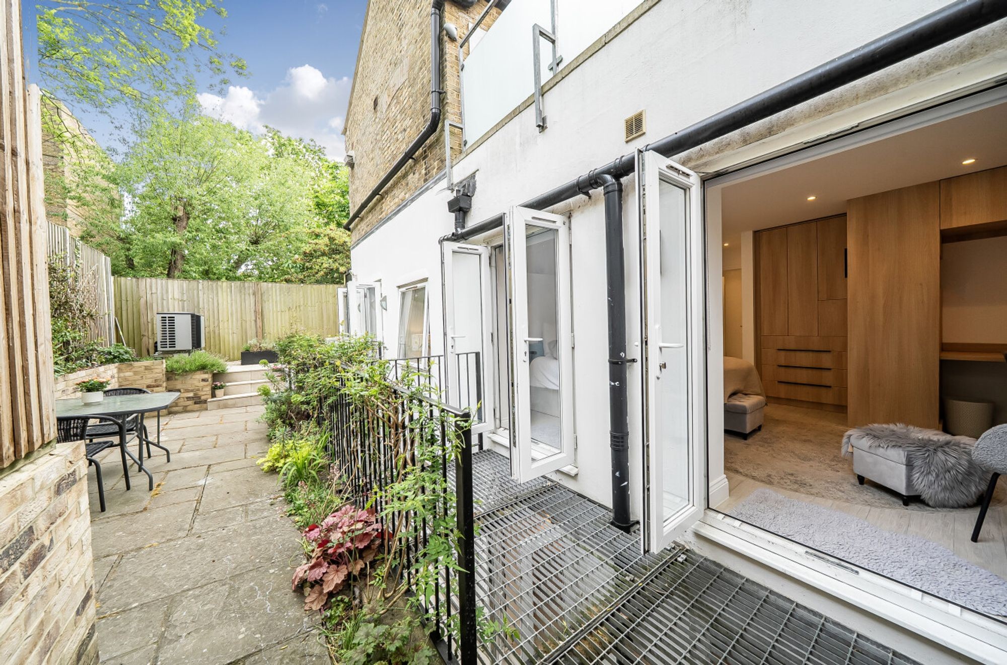 Images for St. John's Way, London, N19 EAID:2092695728 BID:a6721746-bd1f-4561-86df-c186f35b52e2