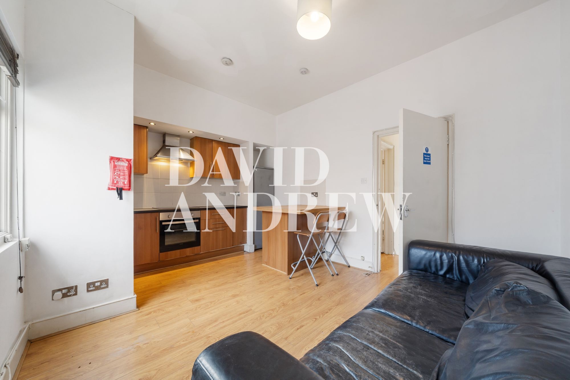 Images for Holloway Road, London, N7 EAID:2092695728 BID:a6721746-bd1f-4561-86df-c186f35b52e2
