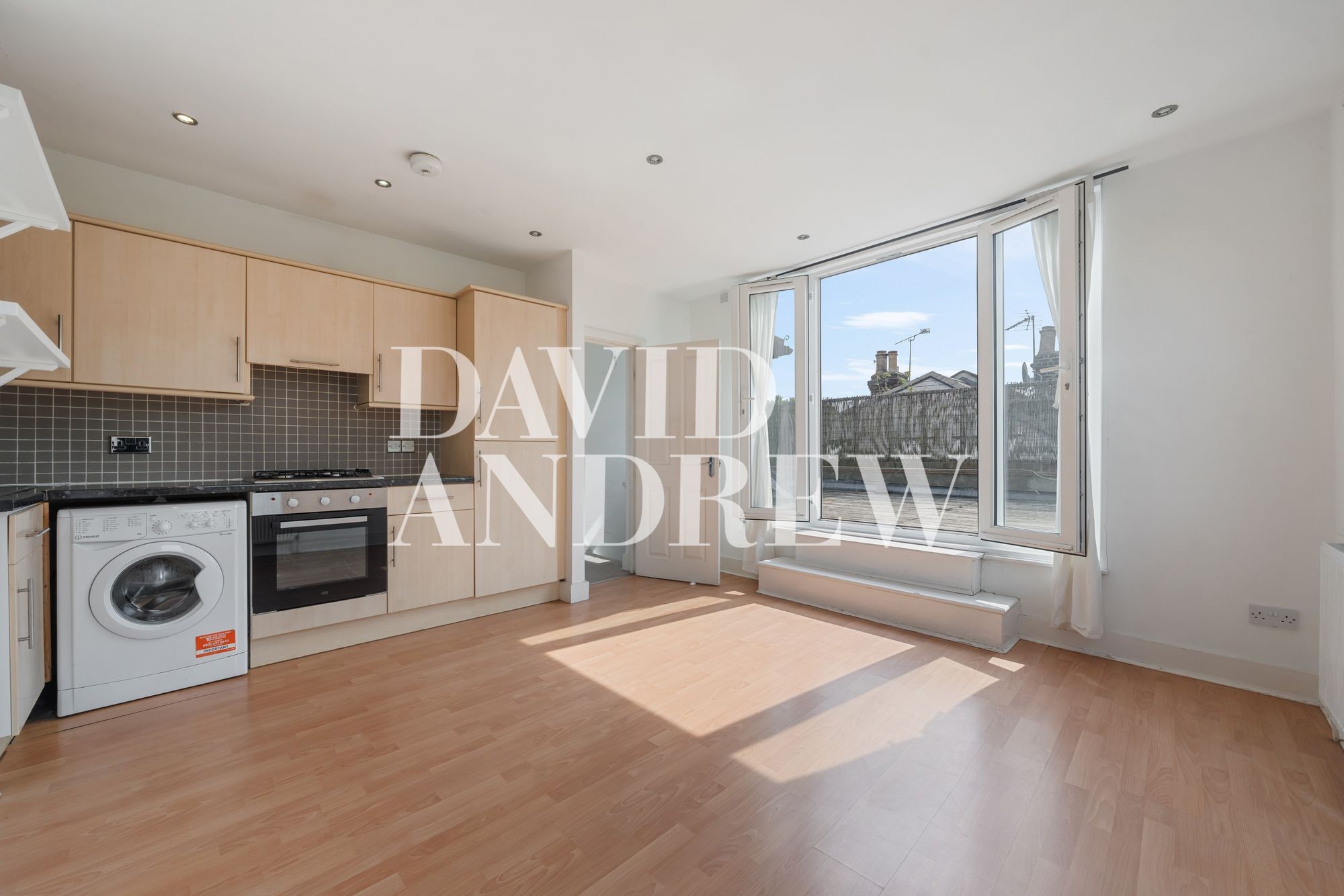 Images for 243 Evering Road, London, E5 EAID:2092695728 BID:03b1b085-2c4d-4c75-8eea-20939b8639ac