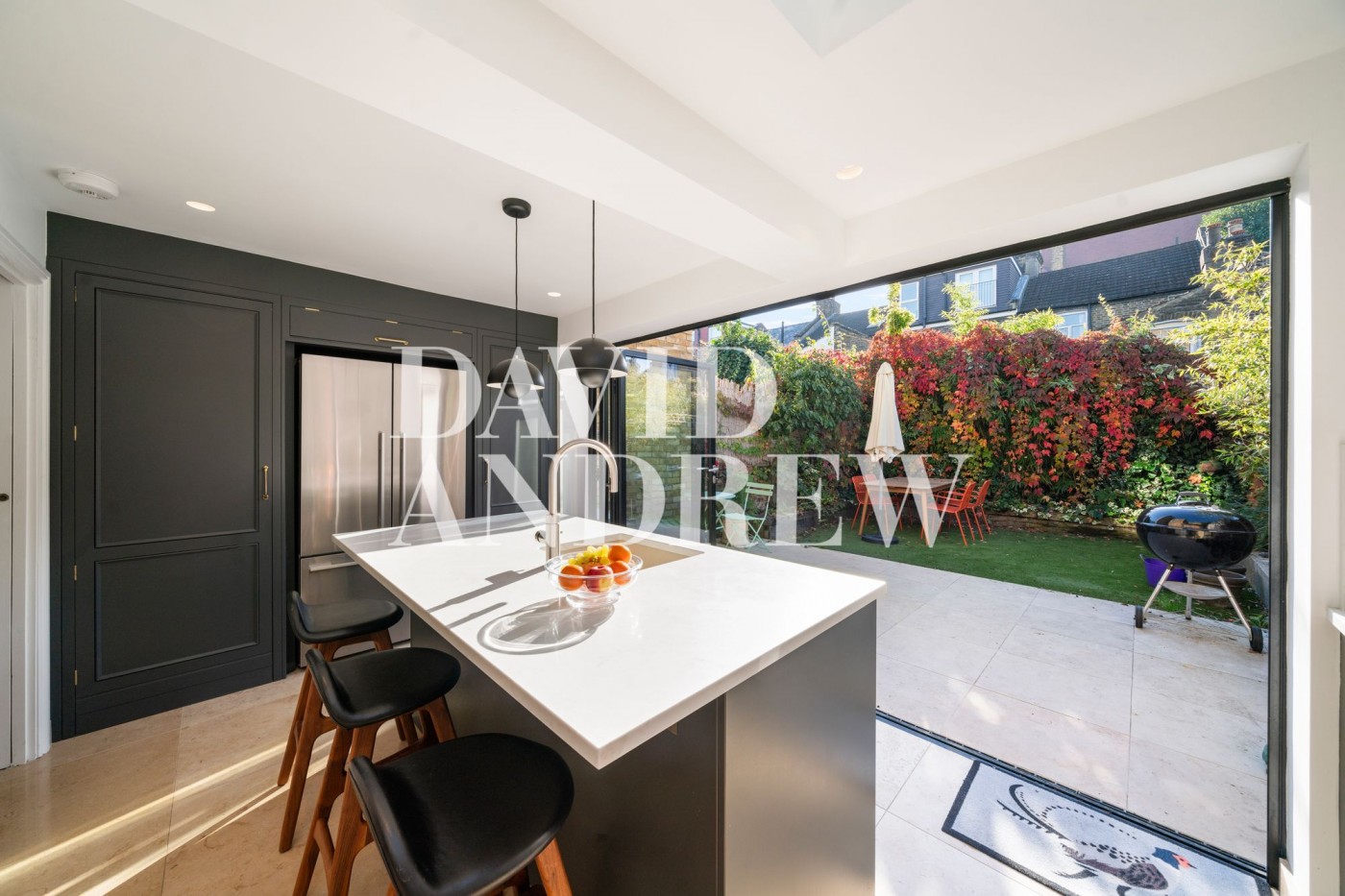 Images for Chatterton Road, London, N4 EAID:2092695728 BID:03b1b085-2c4d-4c75-8eea-20939b8639ac