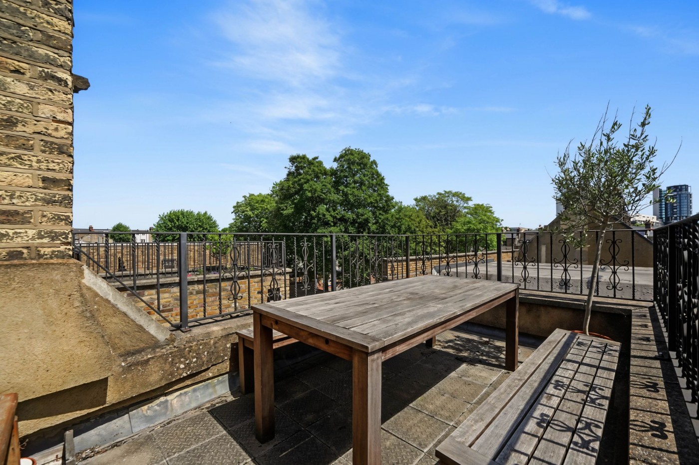 Images for Tollington Park, London, N4 EAID:2092695728 BID:d78cdad6-8851-45ca-b966-38a91e6bb6bf