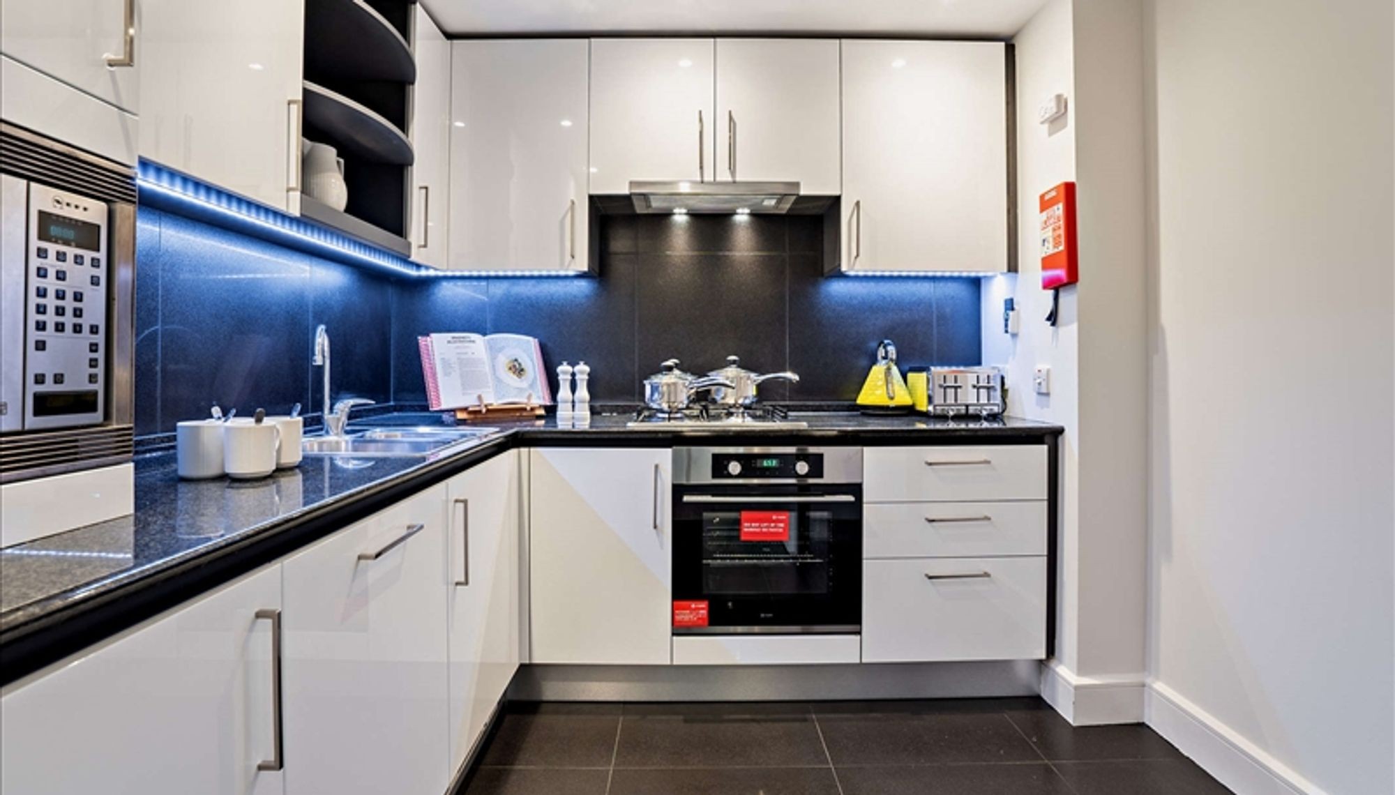 Images for Westferry Circus, London, E14 EAID:2092695728 BID:03b1b085-2c4d-4c75-8eea-20939b8639ac