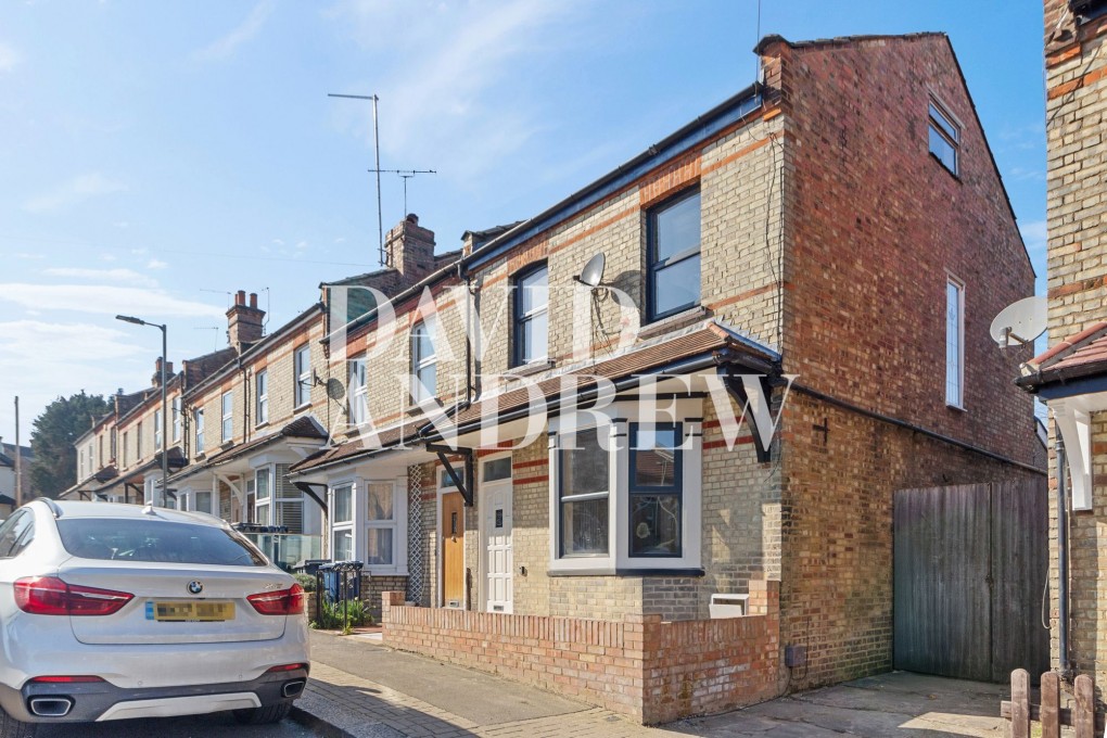 View Full Details for Middle Road, East Barnet, EN4 - EAID:2092695728, BID:d78cdad6-8851-45ca-b966-38a91e6bb6bf