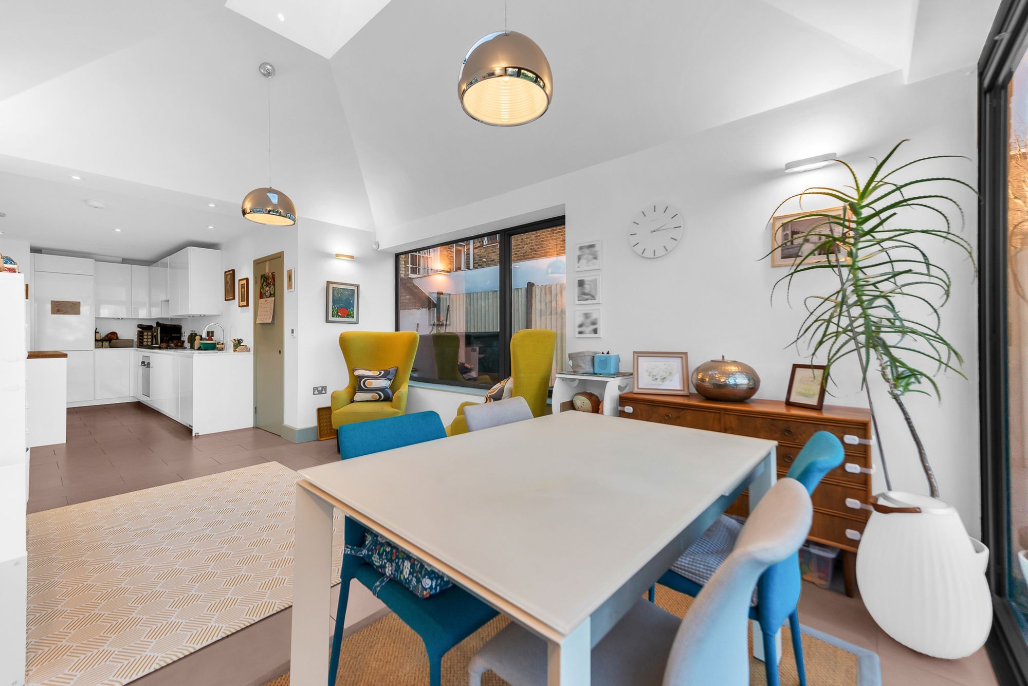 Images for Queens Drive, London, N4 EAID:2092695728 BID:03b1b085-2c4d-4c75-8eea-20939b8639ac