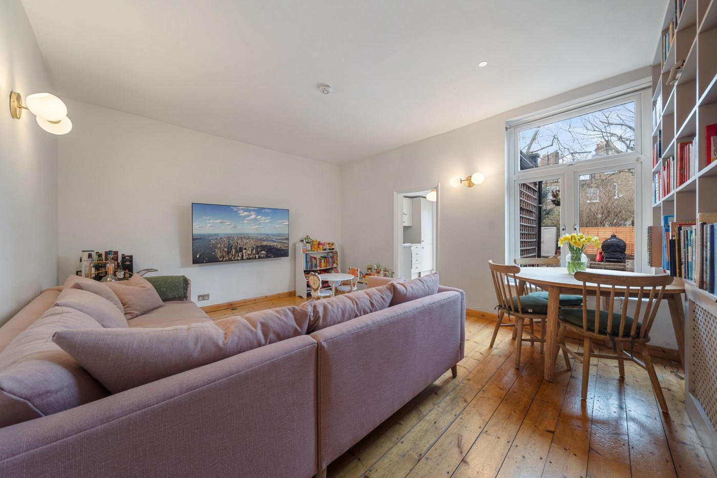 Images for Gloucester Drive, London, N4 EAID:2092695728 BID:03b1b085-2c4d-4c75-8eea-20939b8639ac