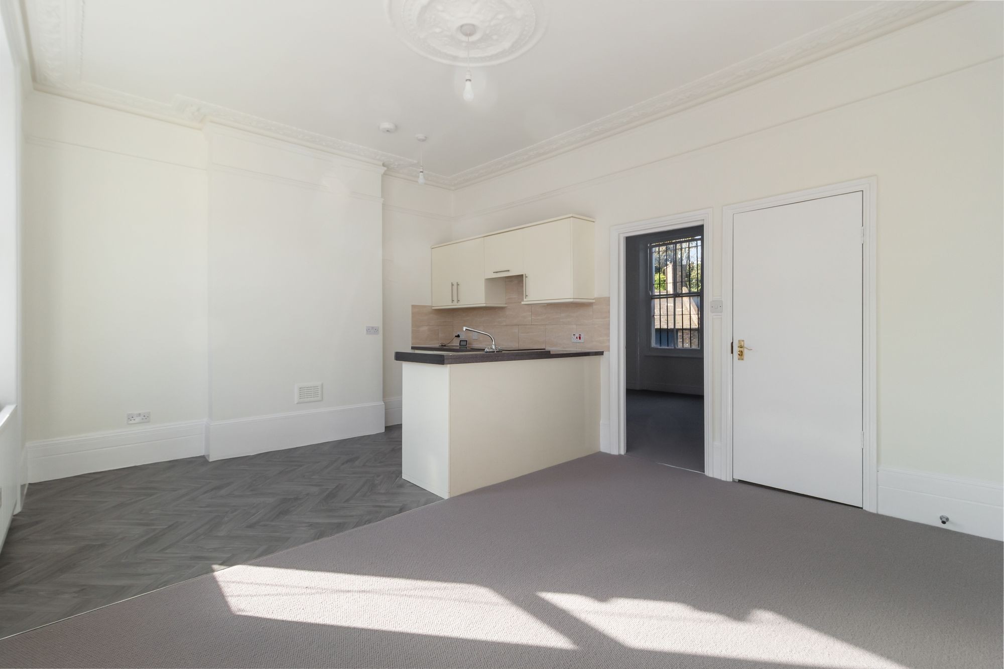 Images for Ferme Park Road, London, N4 EAID:2092695728 BID:d78cdad6-8851-45ca-b966-38a91e6bb6bf
