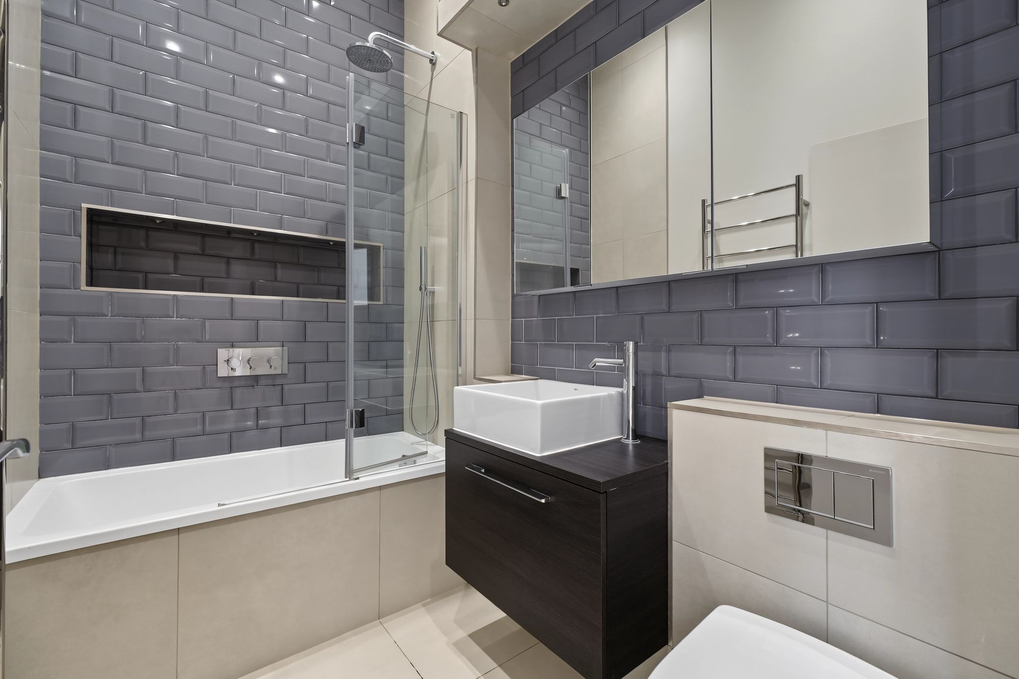 Images for Gloucester Drive, London, N4 EAID:2092695728 BID:03b1b085-2c4d-4c75-8eea-20939b8639ac