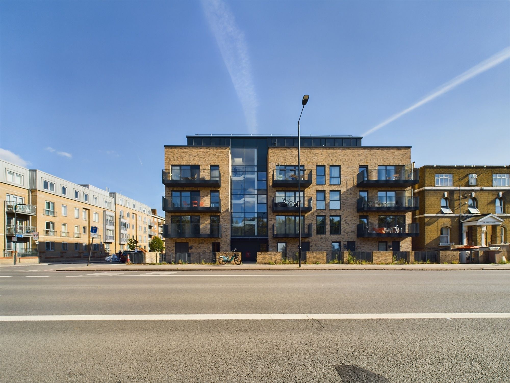 Images for Seven Sisters Road, London, N4 EAID:2092695728 BID:03b1b085-2c4d-4c75-8eea-20939b8639ac