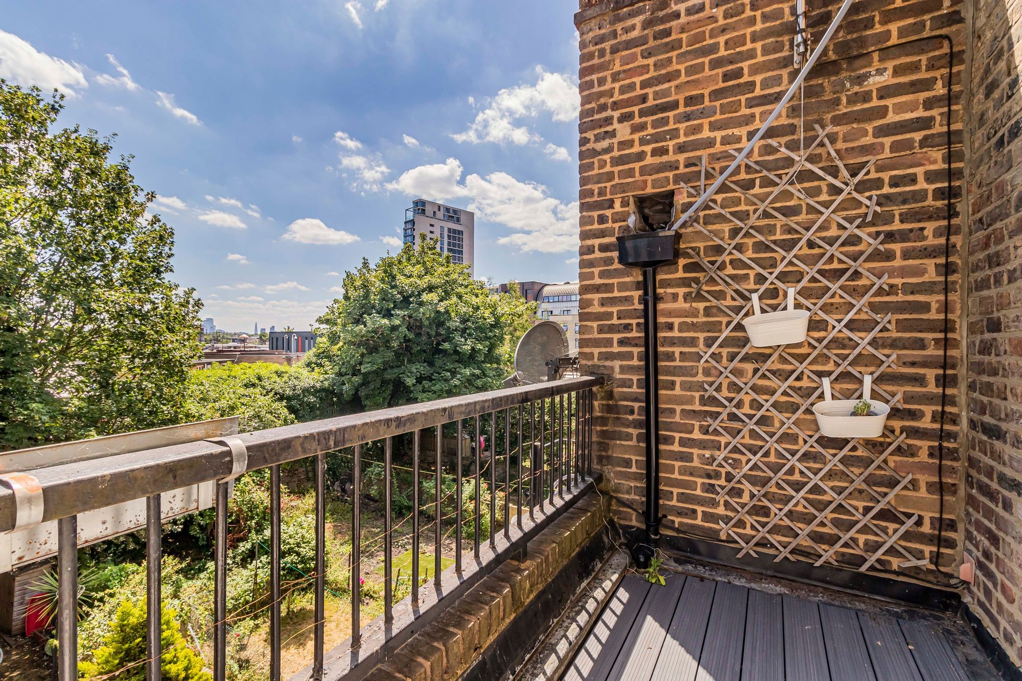 Woodstock Road, London, N4