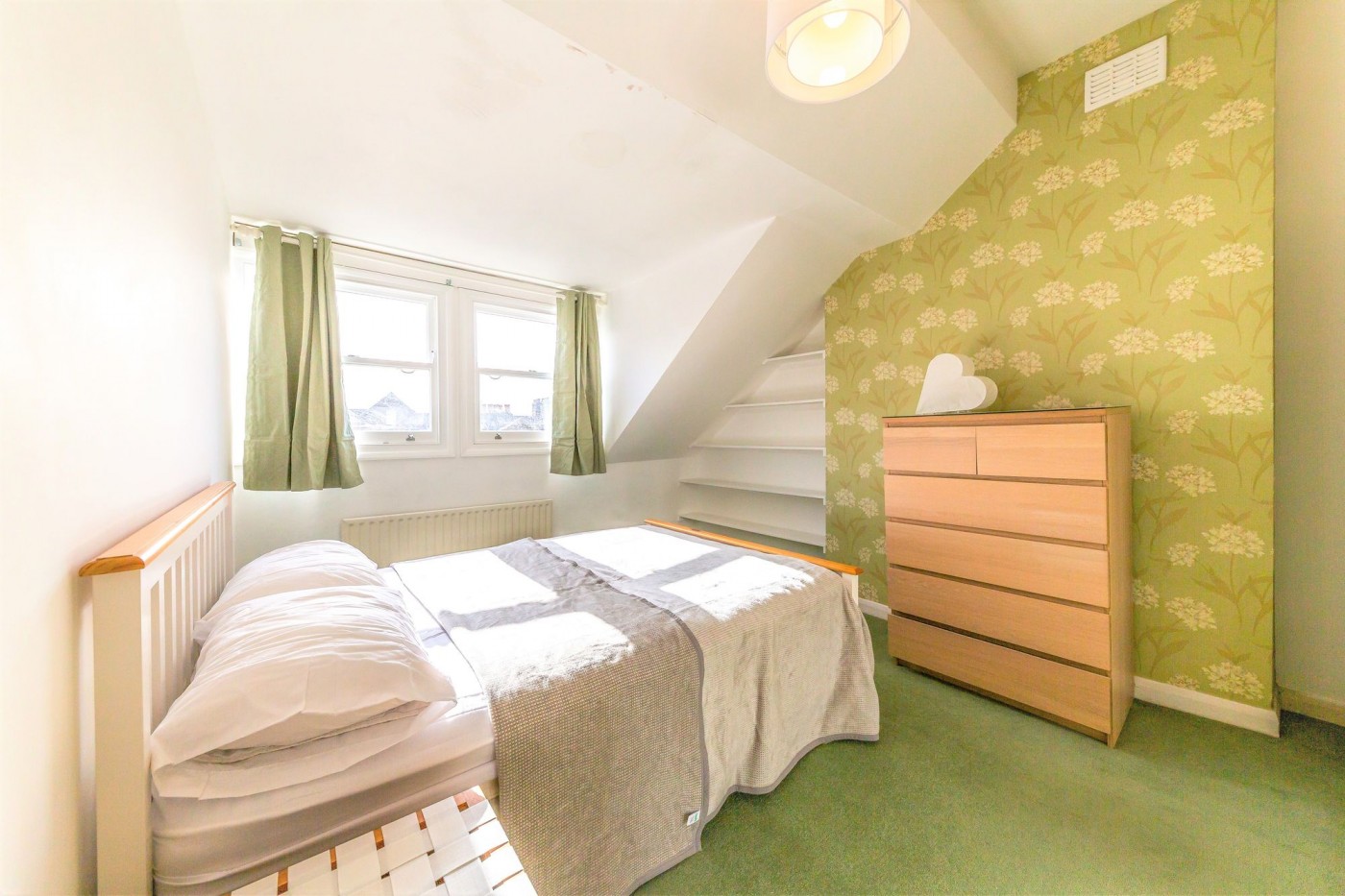Images for Queens Drive, London, N4 EAID:2092695728 BID:03b1b085-2c4d-4c75-8eea-20939b8639ac