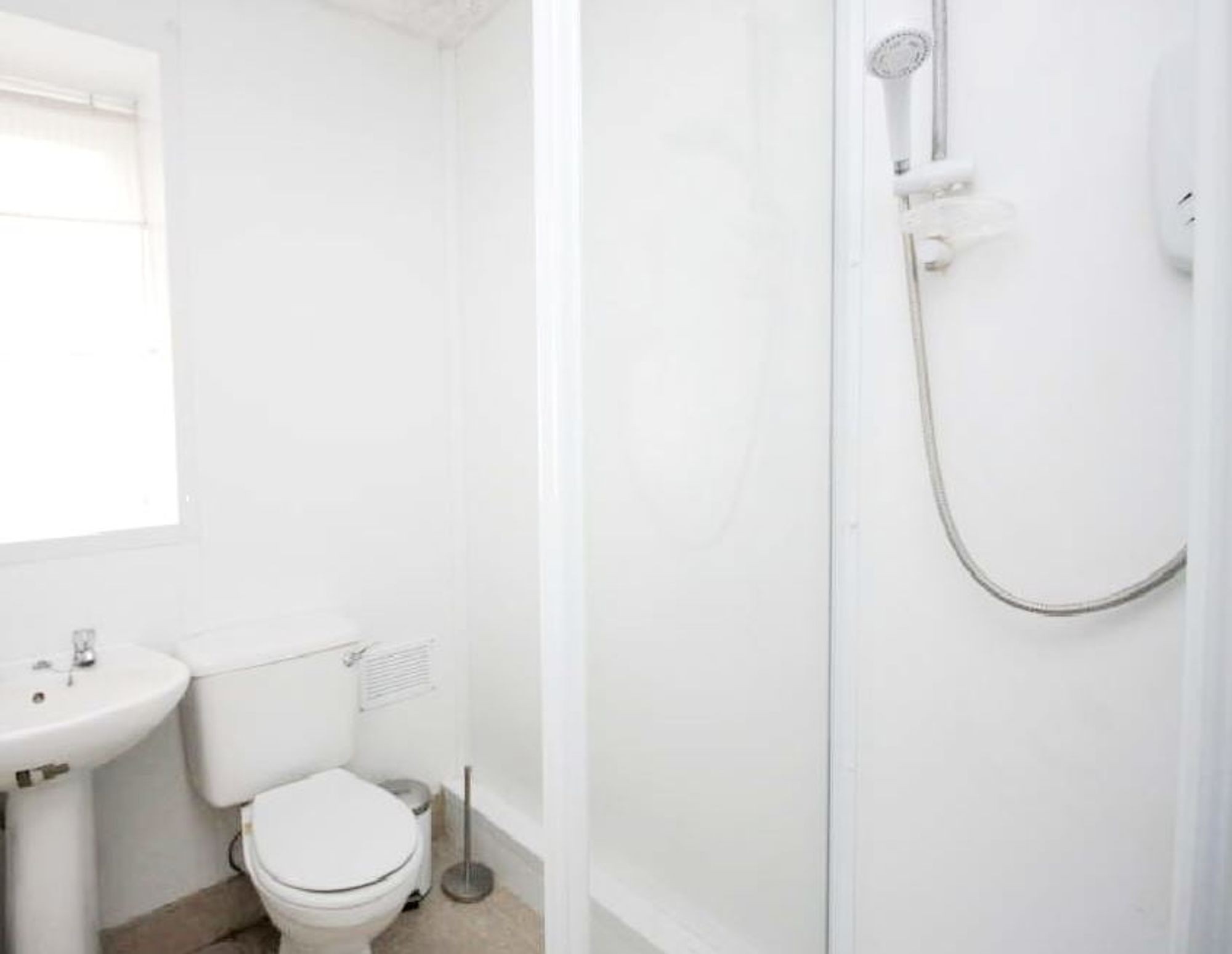 Images for Kings Crescent, London, N4 EAID:2092695728 BID:03b1b085-2c4d-4c75-8eea-20939b8639ac